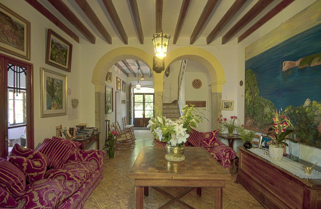 Hostal Miramar Дейя Экстерьер фото